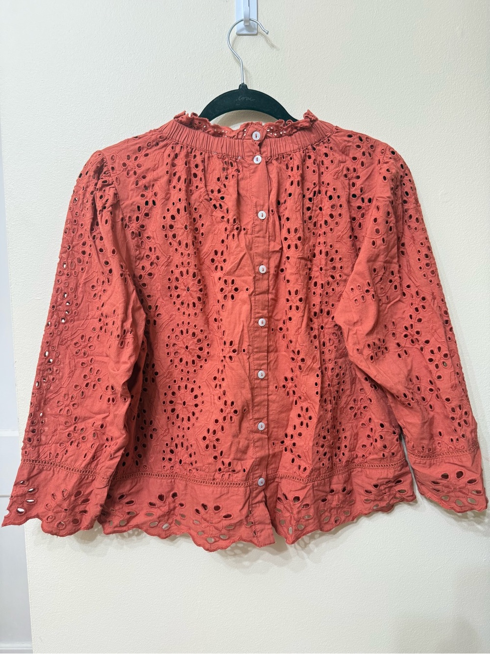 Anthropologie M Eyelet Broderie Button Back Blouse Coral Boho Ruffle Feminine - Picture 5 of 11